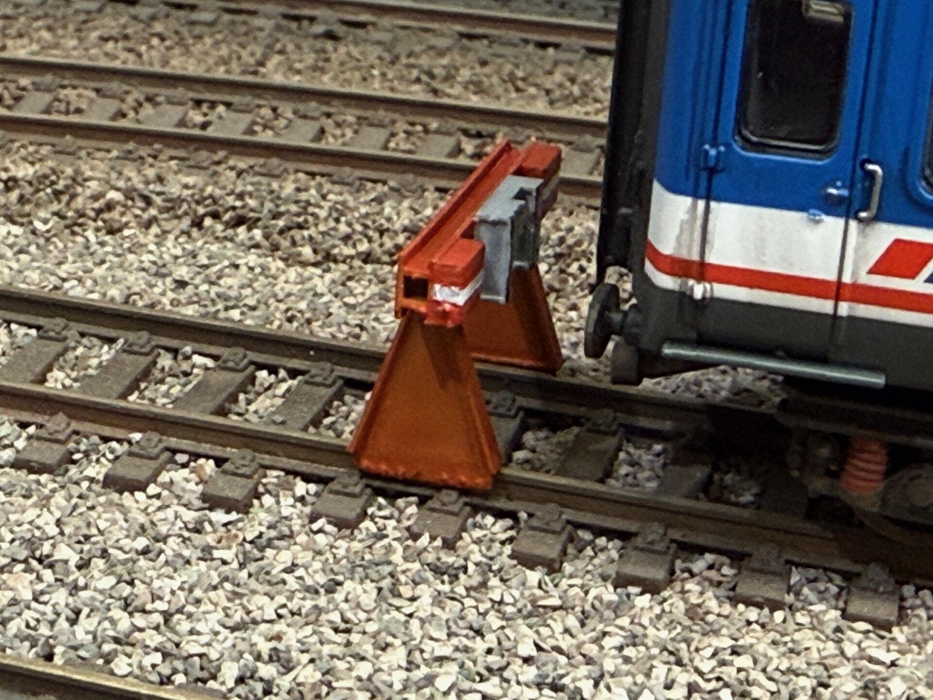 OO Model Railway Modern Buffer Stops V2 3D print model_2