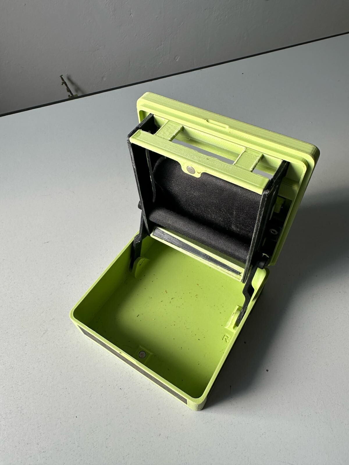 Box for rolling cone cigarettes in small -regular size 3D print model_12