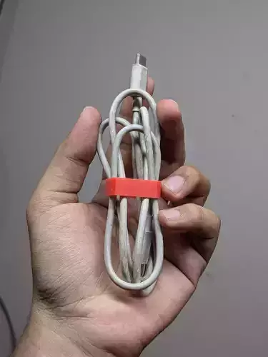 Compact 3D-Printed Cable Organizer for Tangle-Free Storage