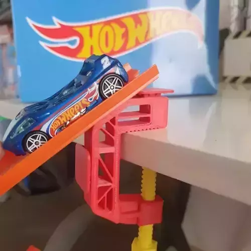 Hot Wheels Clamp Bridge and Support Multi Purpose Clamp