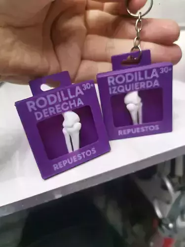 knee rodillas llavero keychain