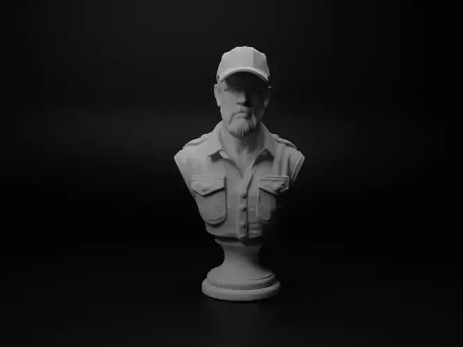 Motor Mechanic Bust Chess