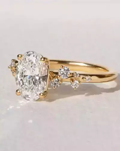 Oval diamond ring  001