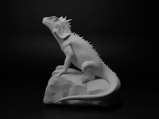 Iguana Animal Figure
