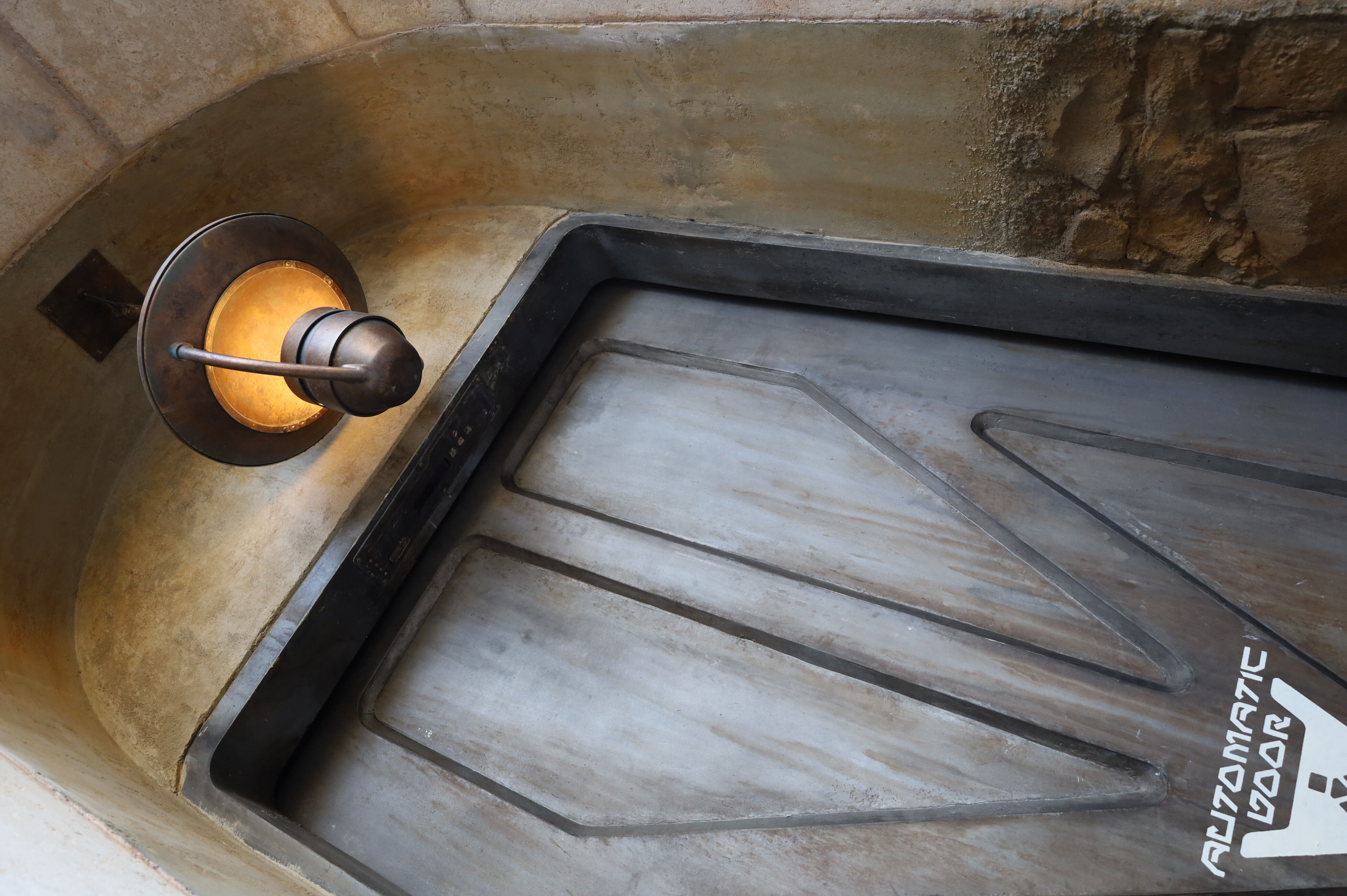 Black Spire Outpost Door 1 1-6 scale Hottoys  Free 3D print model_9