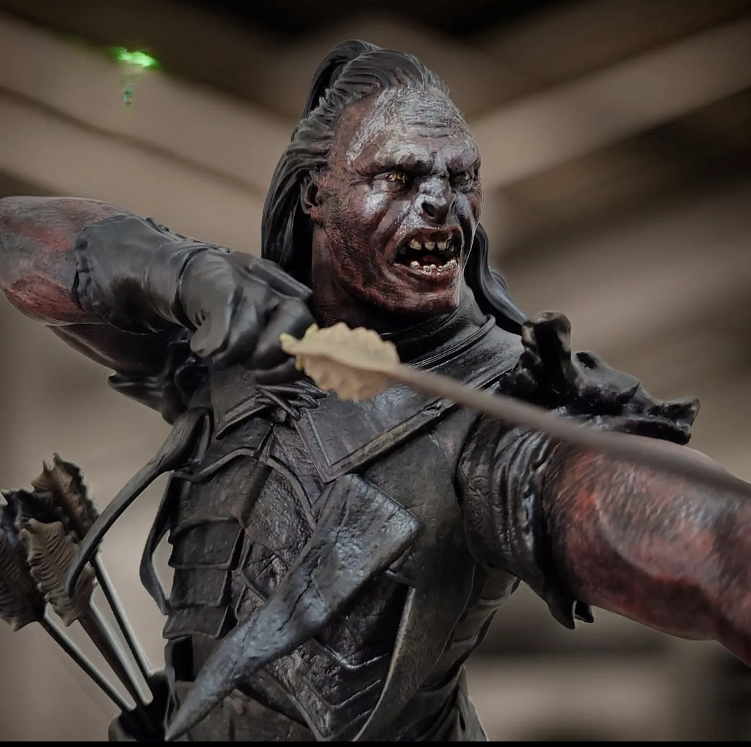 LURTZ URUK HAI LORD OF THE RINGS w ARROW BOWS AND BOROMIR HORN 3D model_7