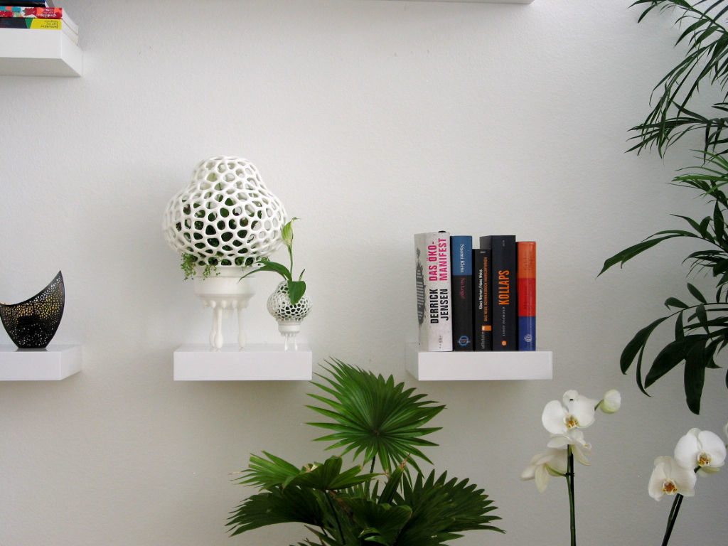 Big Space-Rocket with Pot and Funnel 3D print model_2