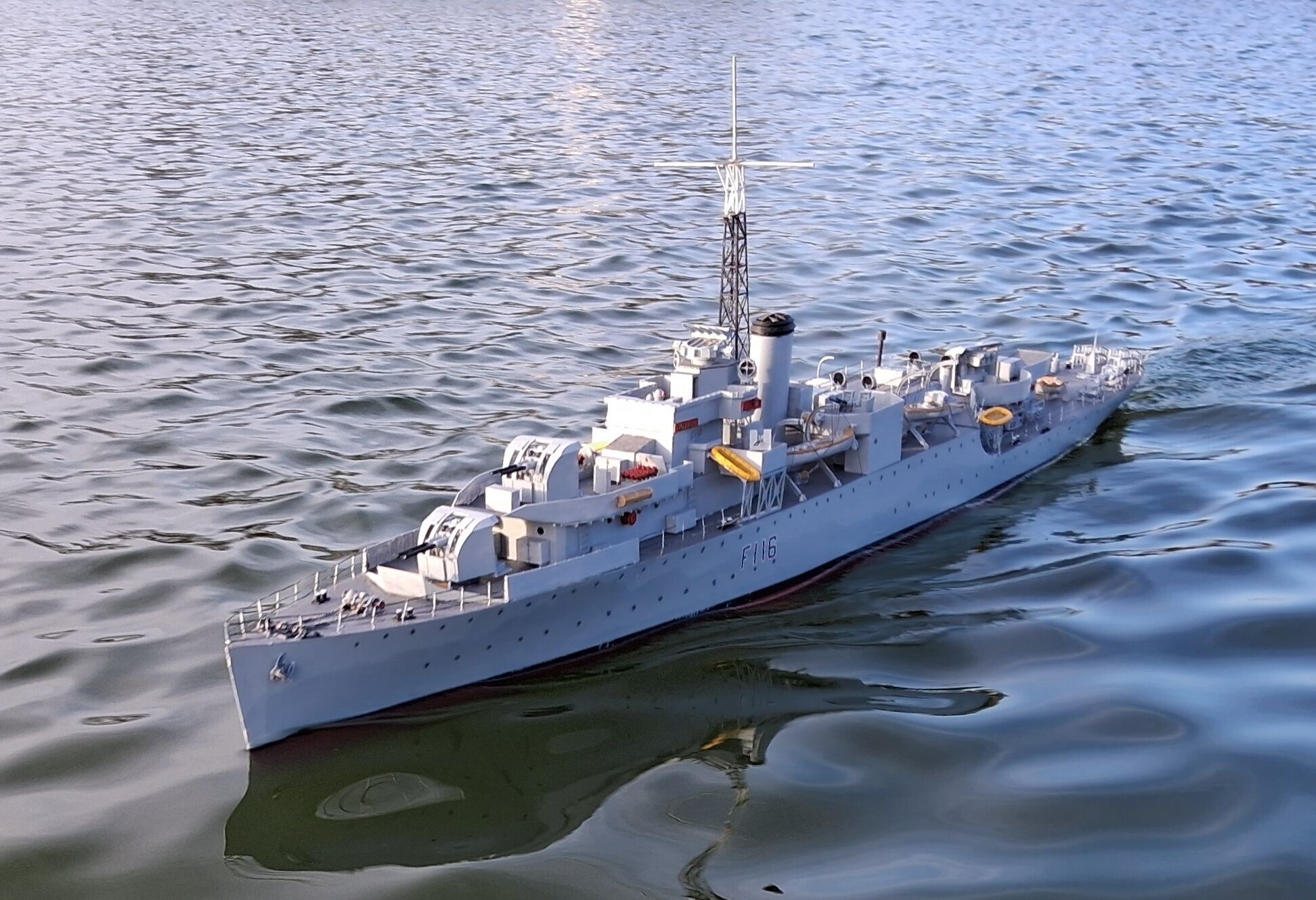 HMS Amethyst  Black Swan Sloop radio controlled working model 3D print model_4