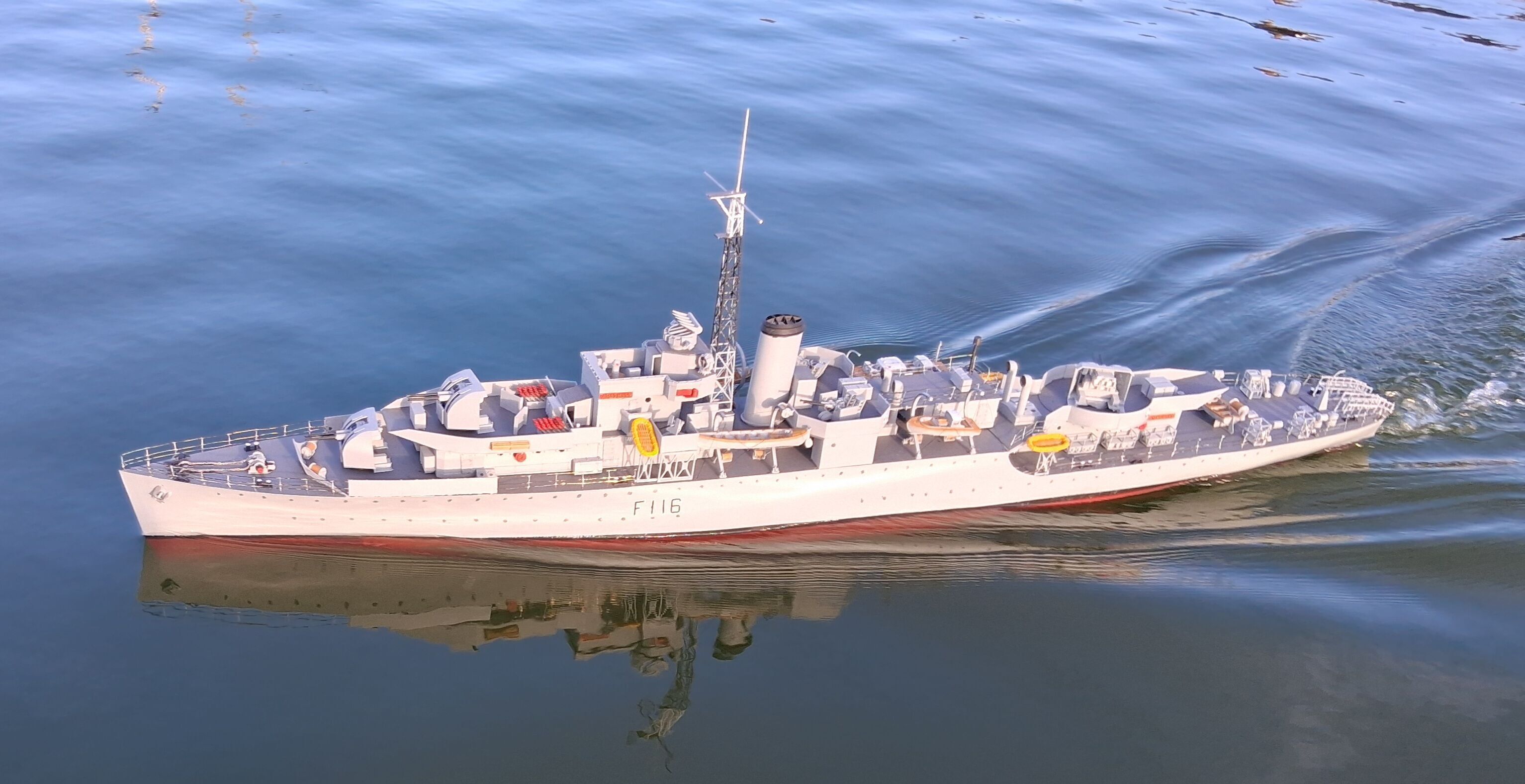 HMS Amethyst  Black Swan Sloop radio controlled Instructions Free 3D print model_1