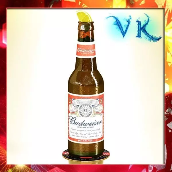Budweiser Beer Bottle 3D model