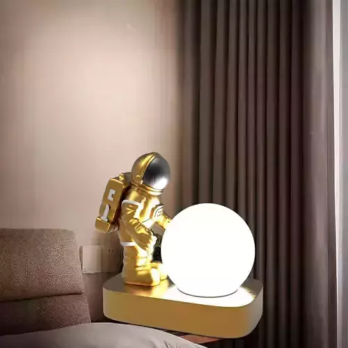 Astronaut lamp