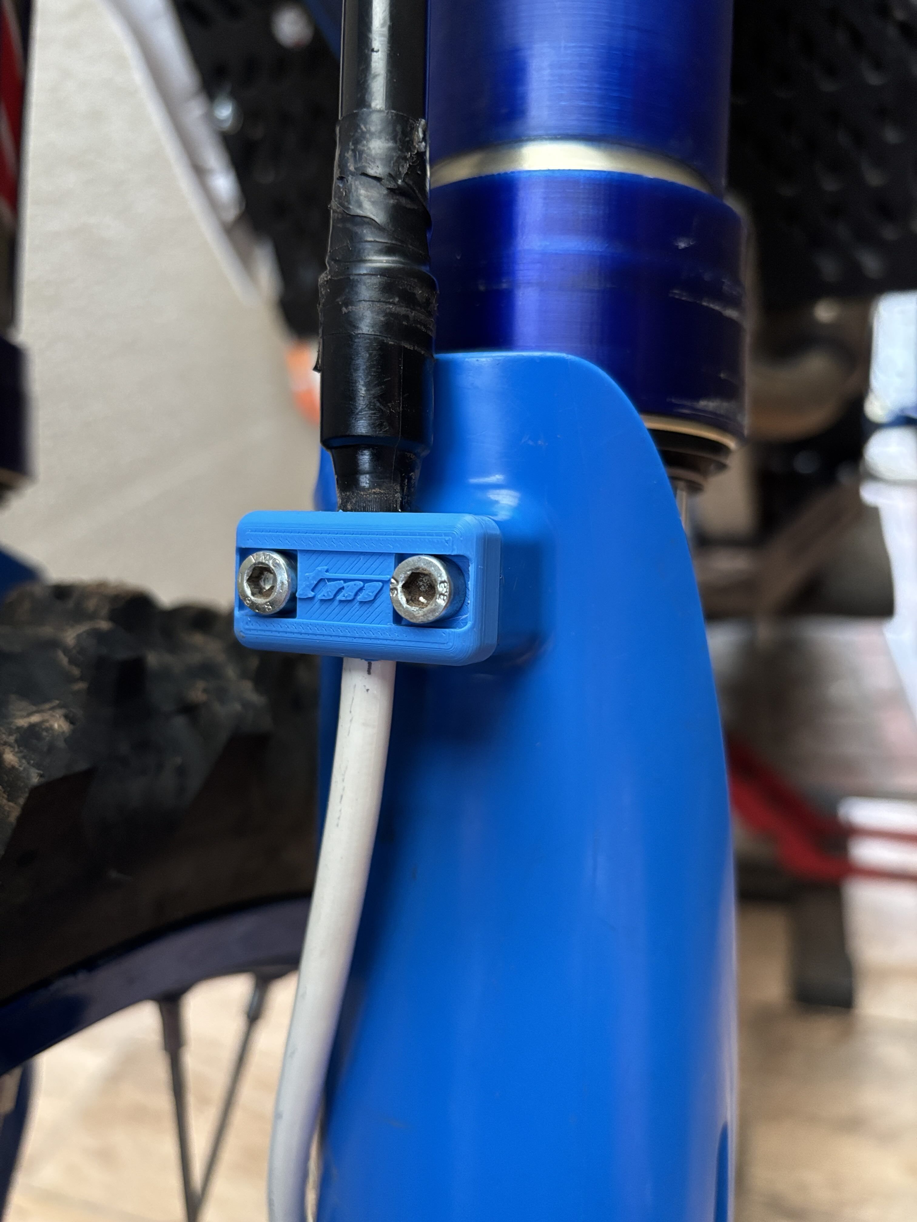 TM enduro front brake cable guide 3D print model_3