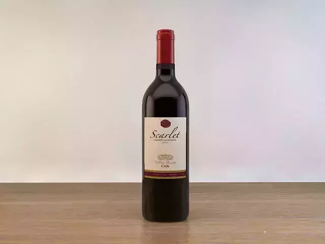  Wine elegant food bottle 3D Cinema 4D Low-poly 3D model