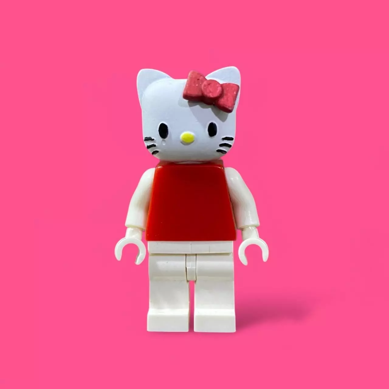 Hello kitty head bricks 3D print model