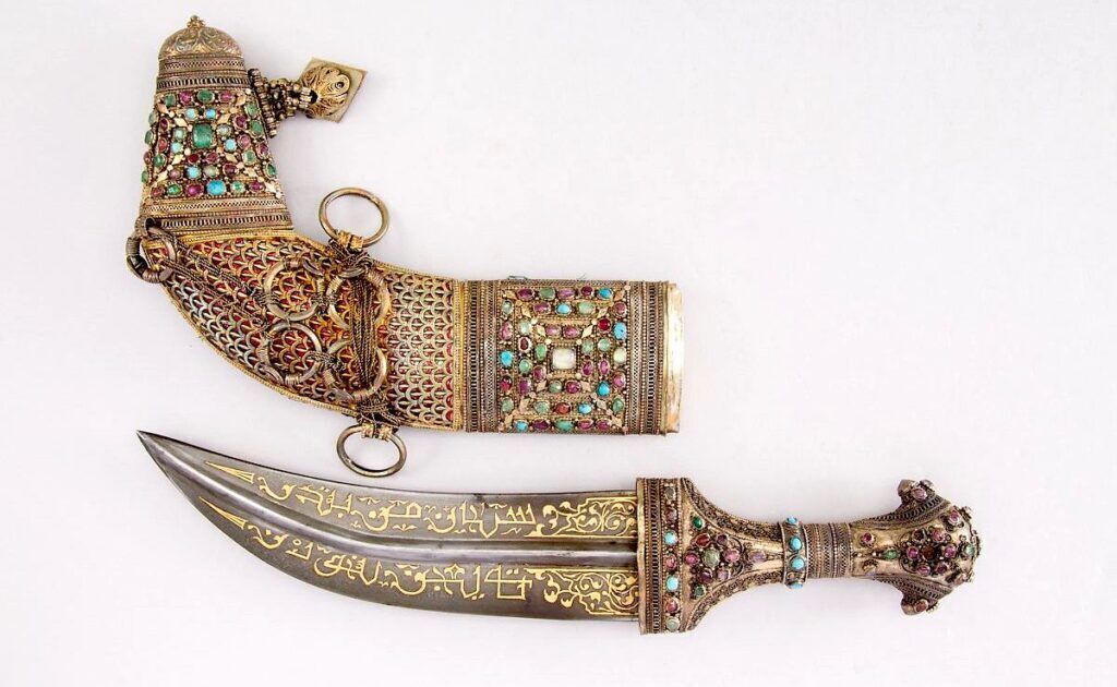 Regal Blades- A Curated Dagger Collection Low-poly 3D model_10