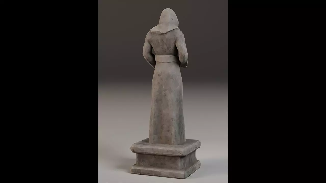 Robed Statues Low-poly 3D model_48