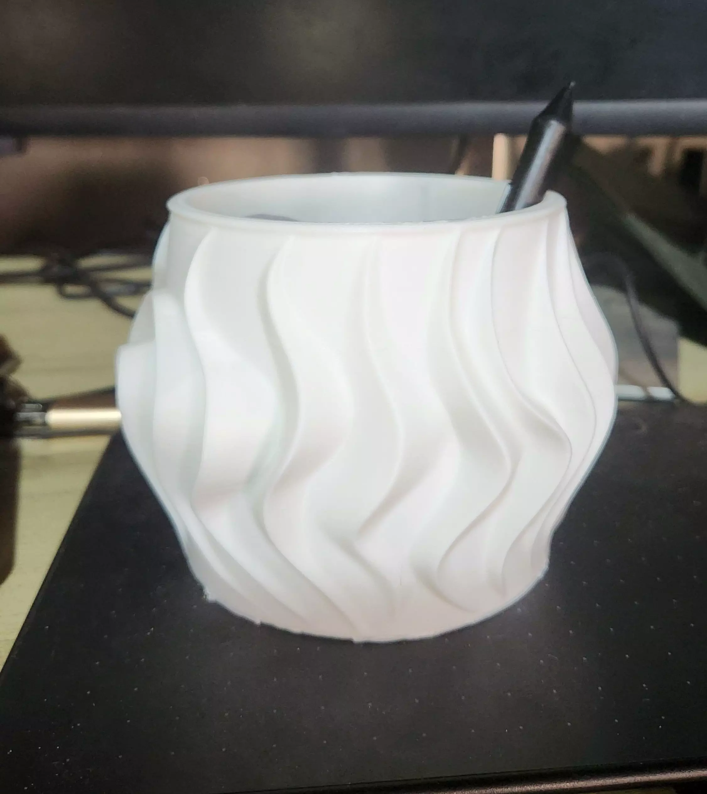 Beautiful Flower Pot 3D print model_0