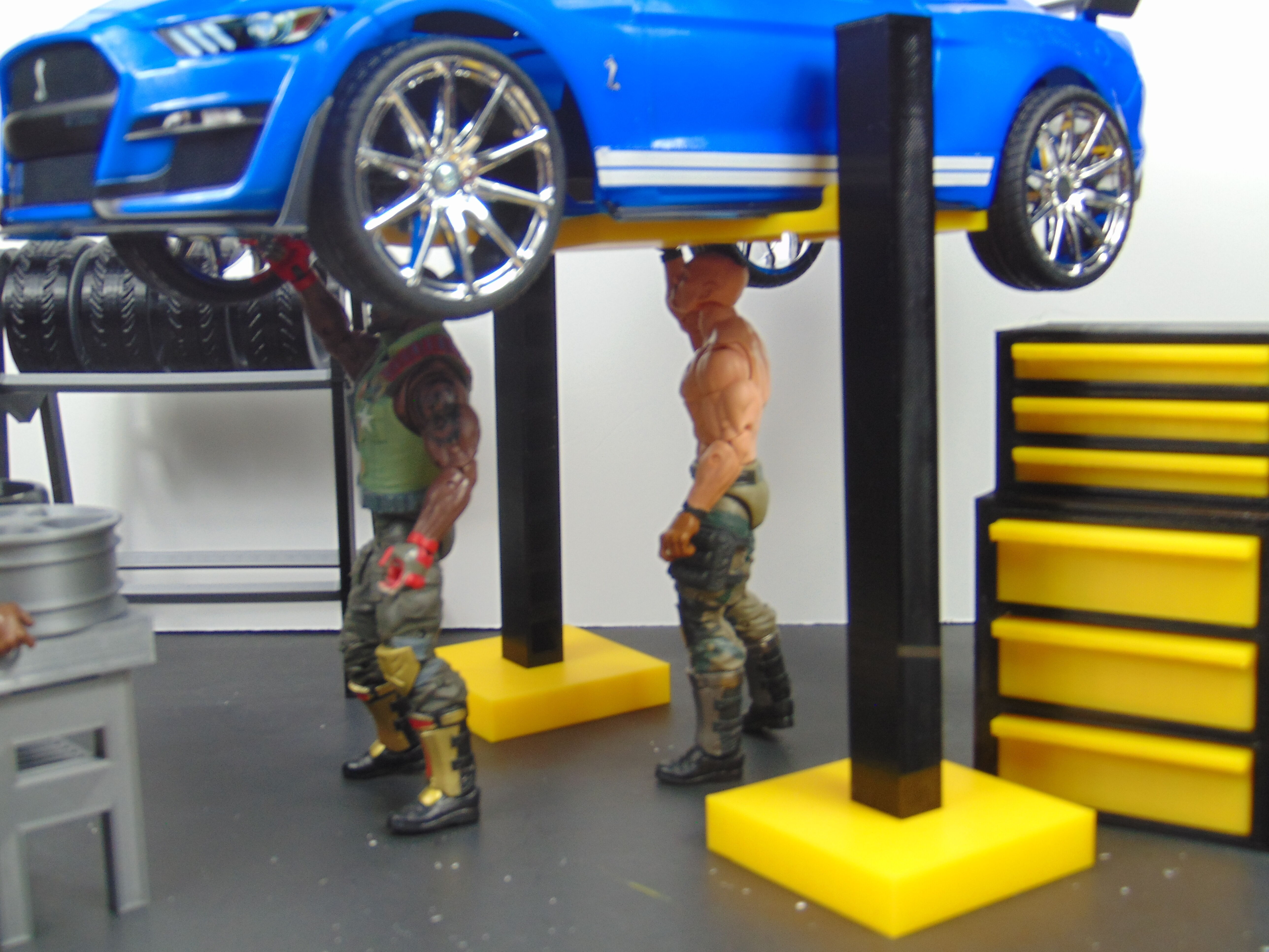 Custom 112 Garage Car Lift Diorama Prop Accessory for GI JOE 3D print model_6