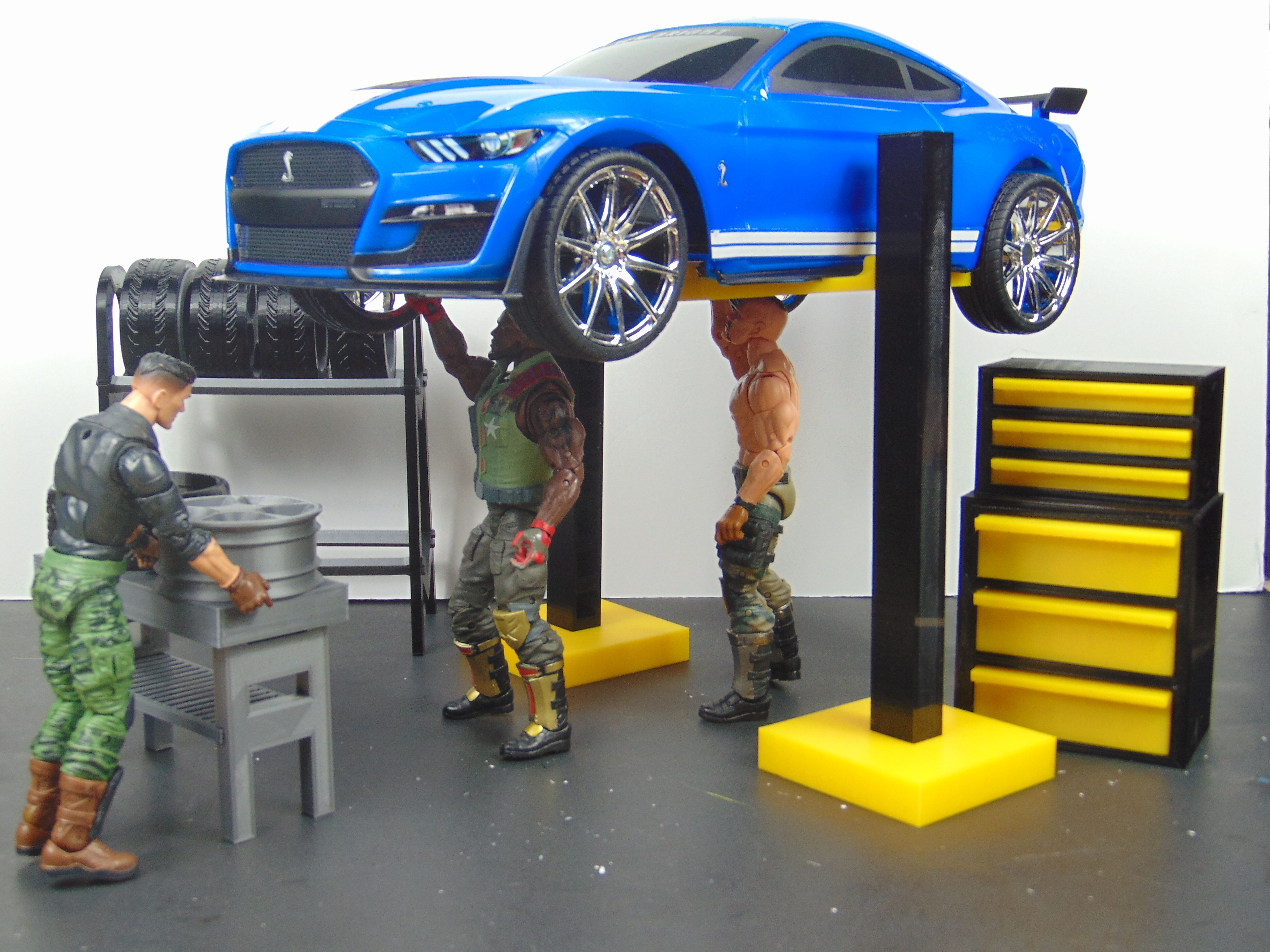 Custom 112 Garage Car Lift Diorama Prop Accessory for GI JOE 3D print model_4