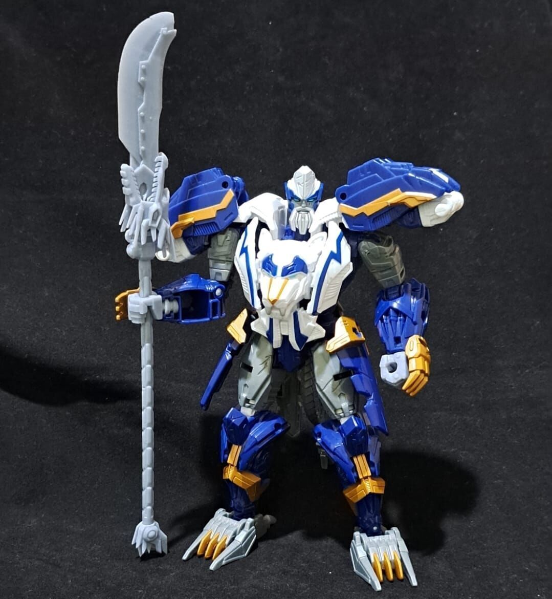 Transformers Thundertron Dragon Crescent Blade 3D print model_19