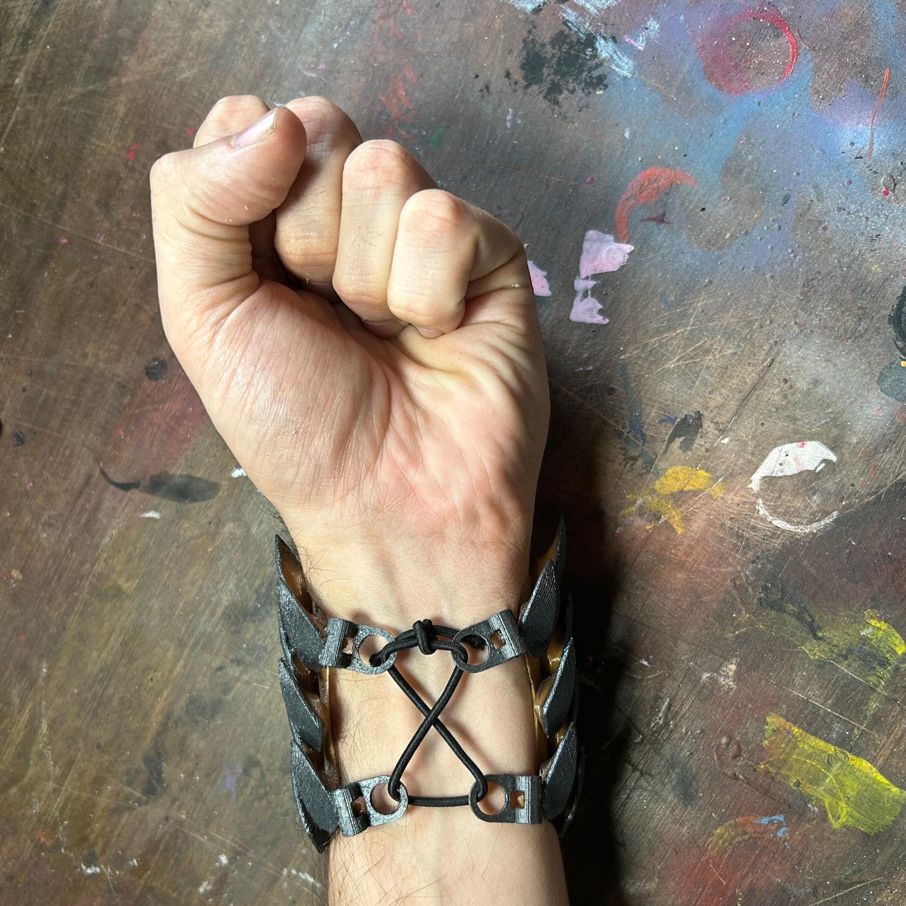 Flexible Scalemail Wristband 3D print model_3