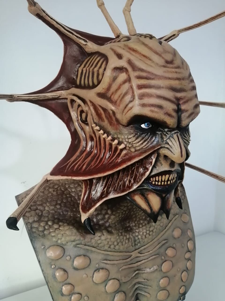 JEEPERS CREEPERS BUSTO 3D print model_4