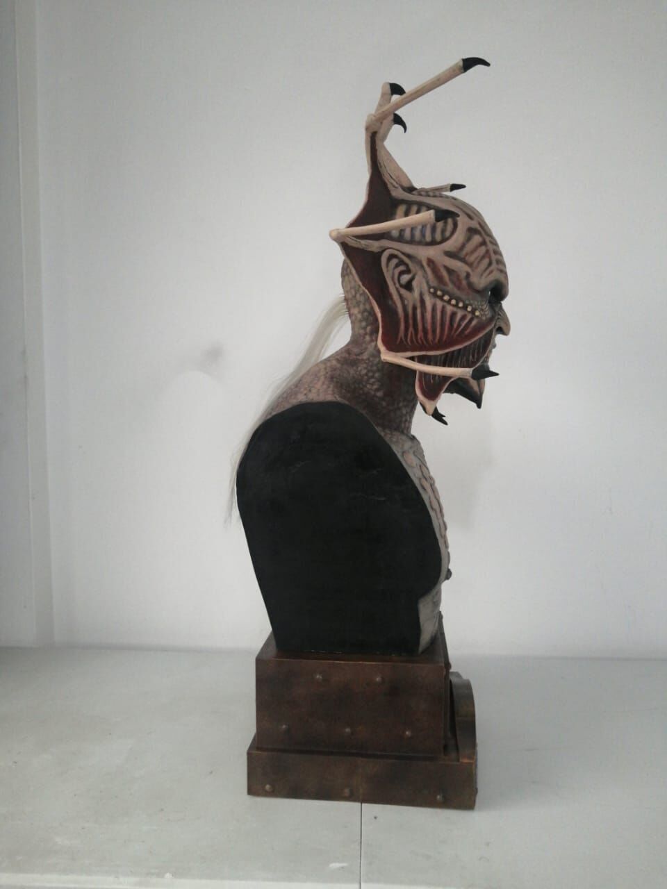 JEEPERS CREEPERS BUSTO 3D print model_7