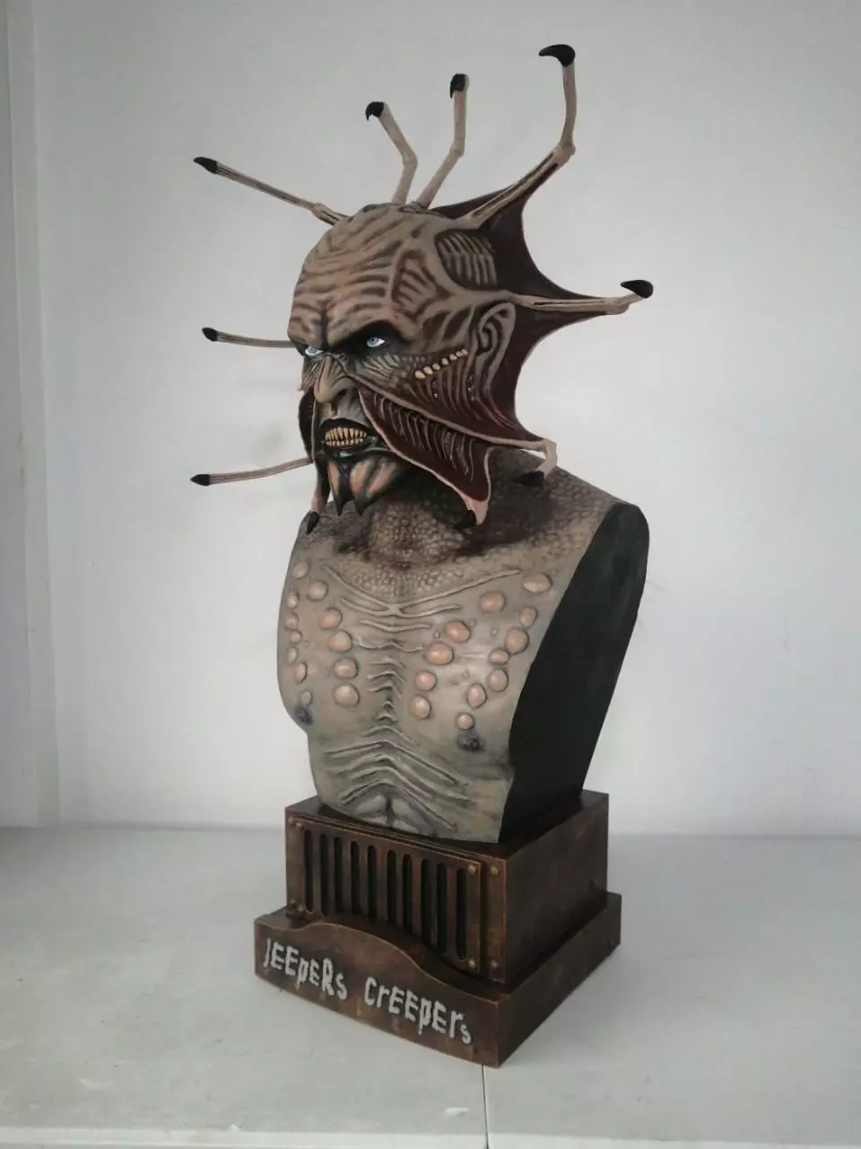 JEEPERS CREEPERS BUSTO 3D print model_0