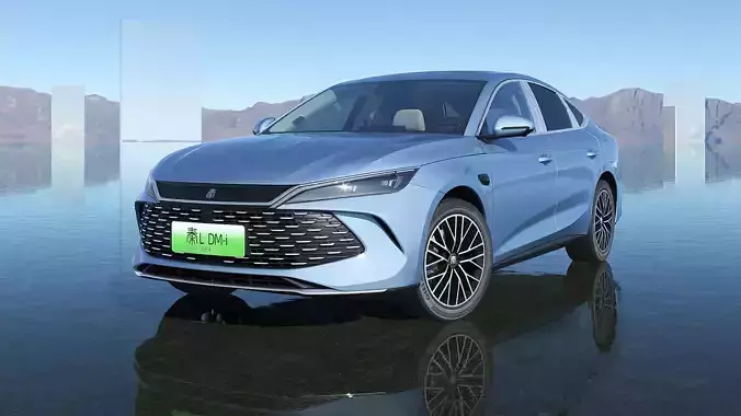 2025 BYD QinL DM-i with interior
