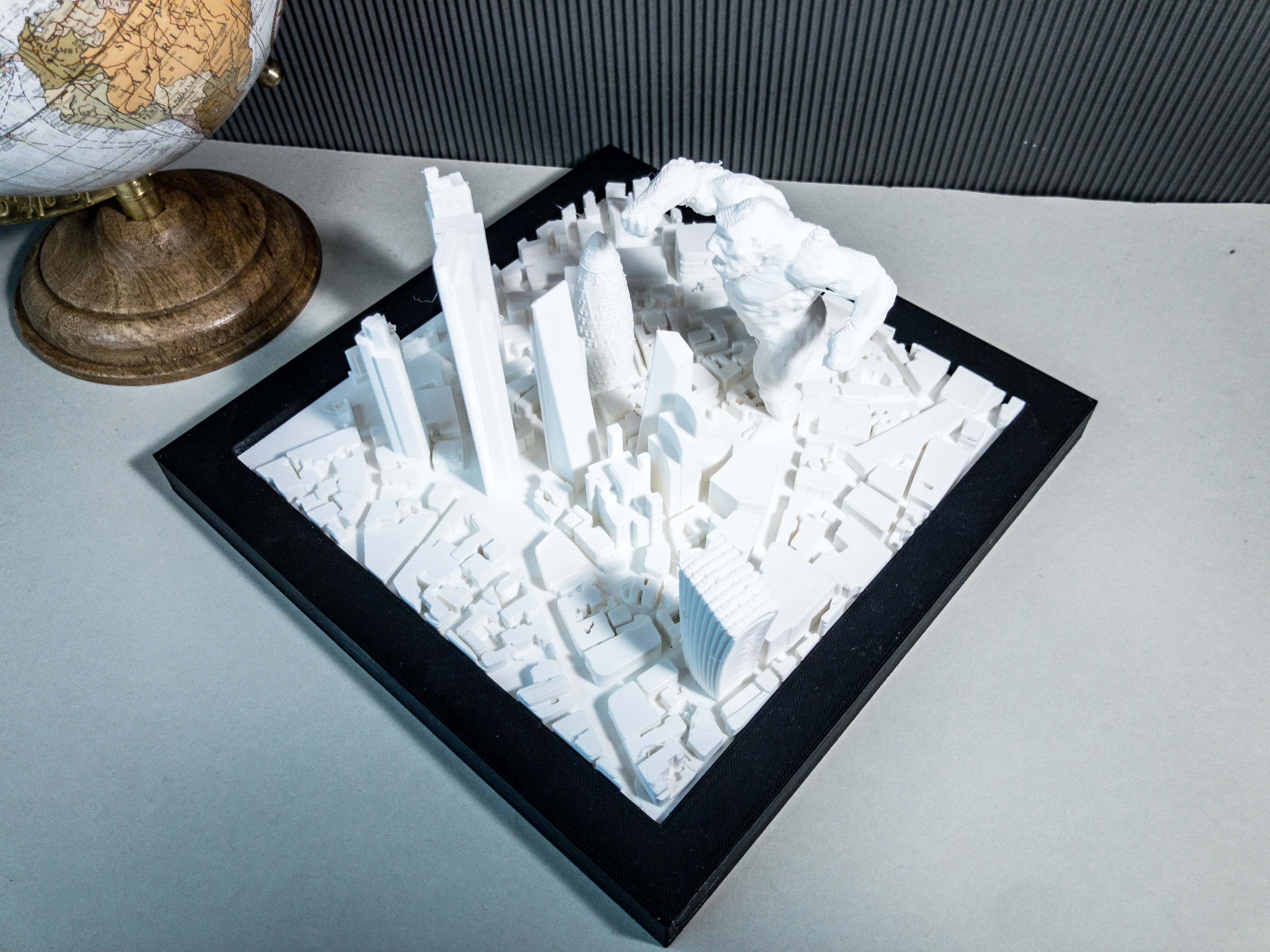KING KONG in LONDON 3D print model_8