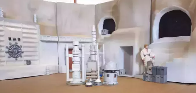 Lars Homestead Courtyard Diorama