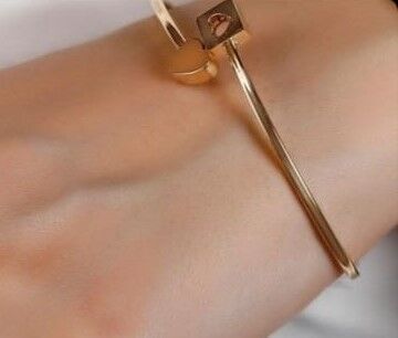 Heart bracelet 3D print model_5