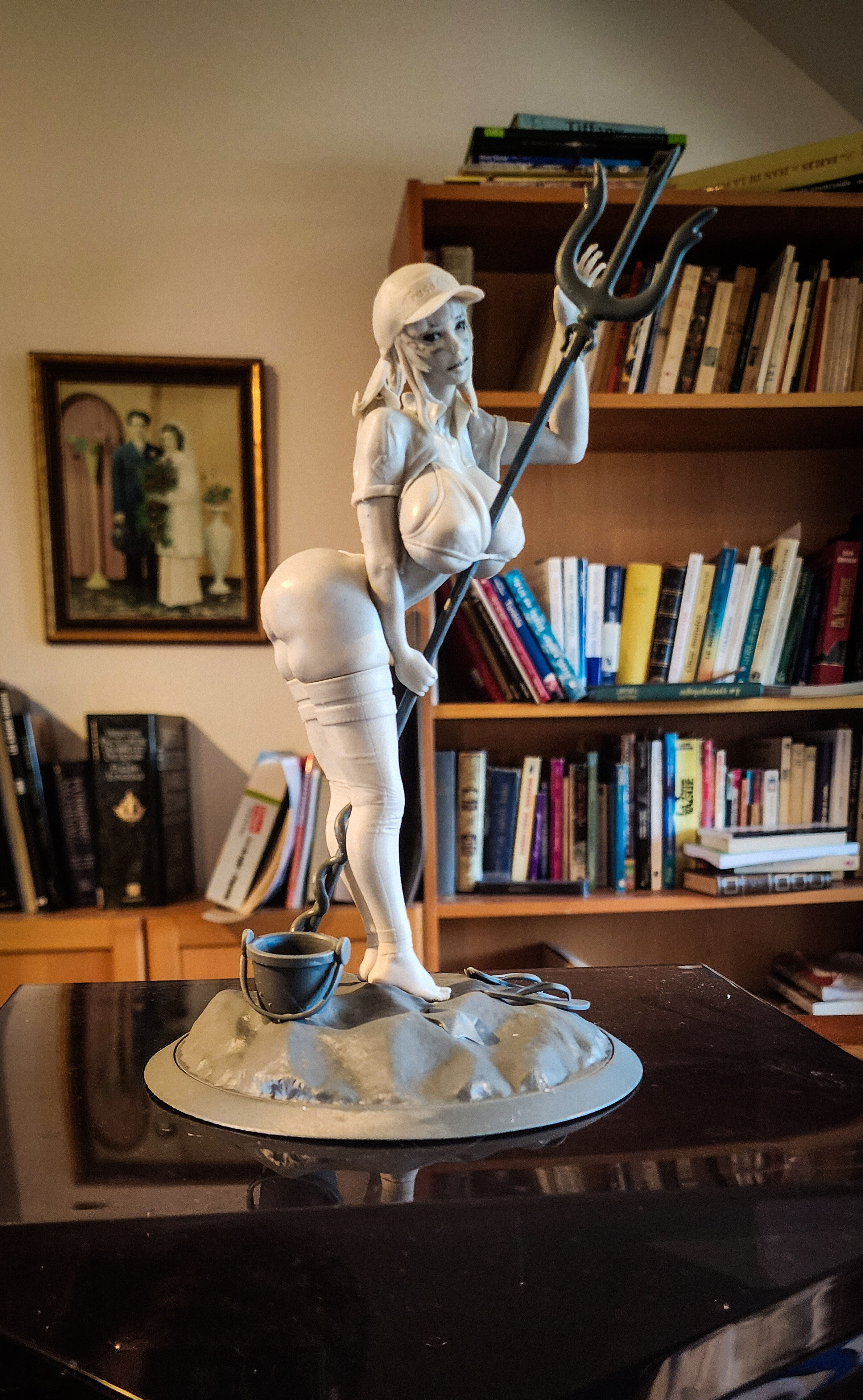 Gawr Gura Graduated 3D print model_3