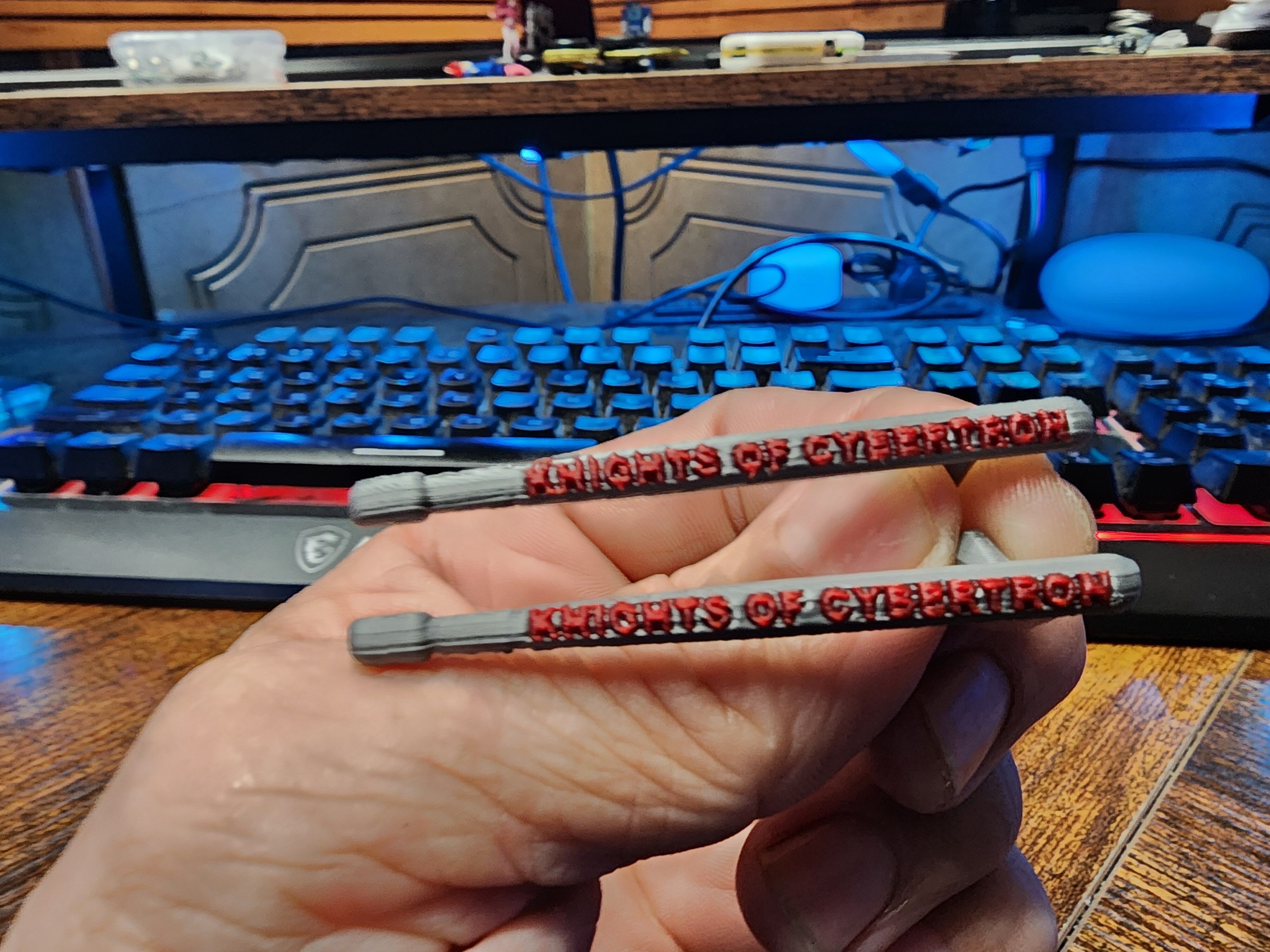 The Roadie aka  a TFA Concept Frenzy Rumble 3D print model_9