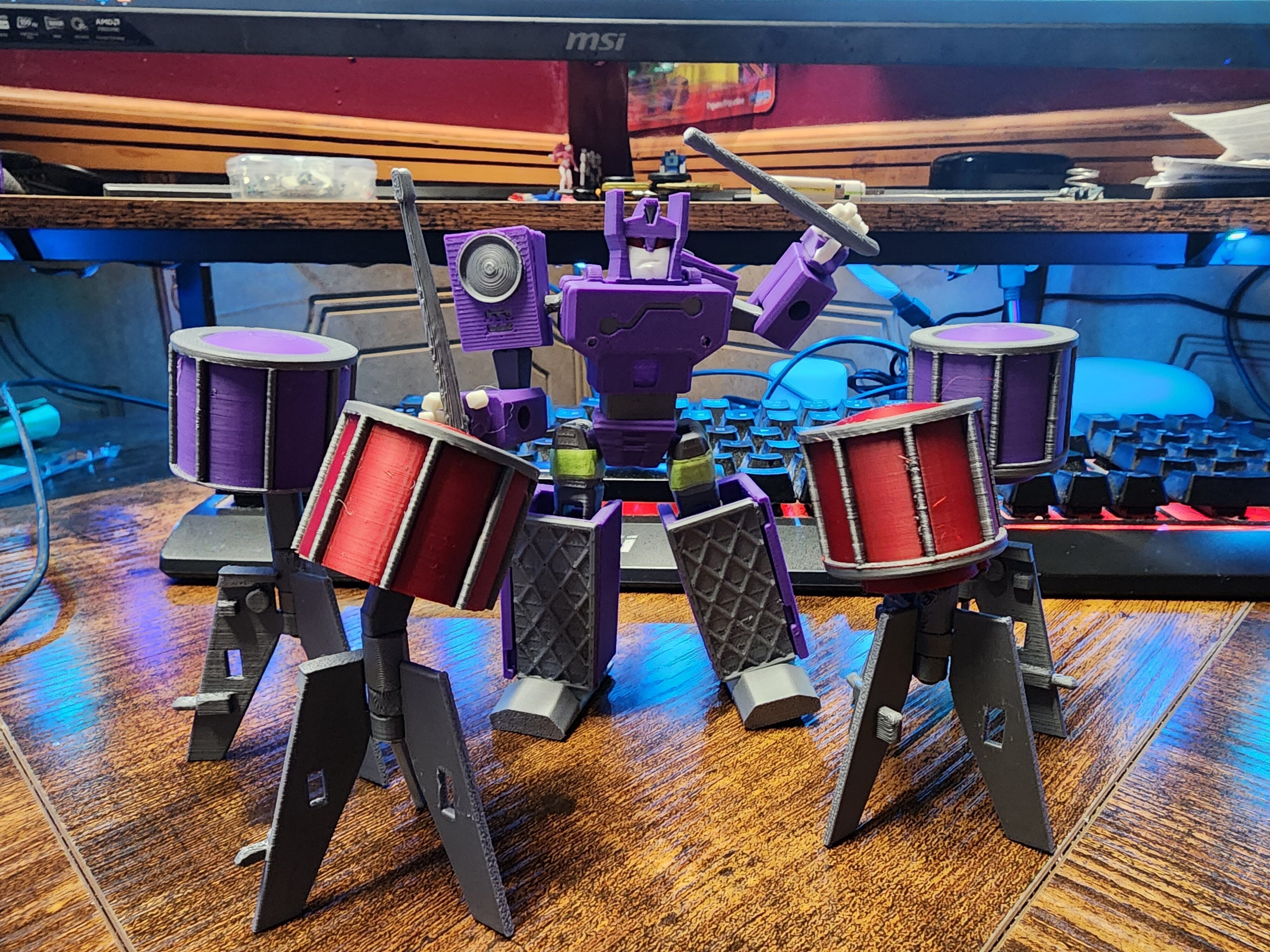 The Roadie aka  a TFA Concept Frenzy Rumble 3D print model_8