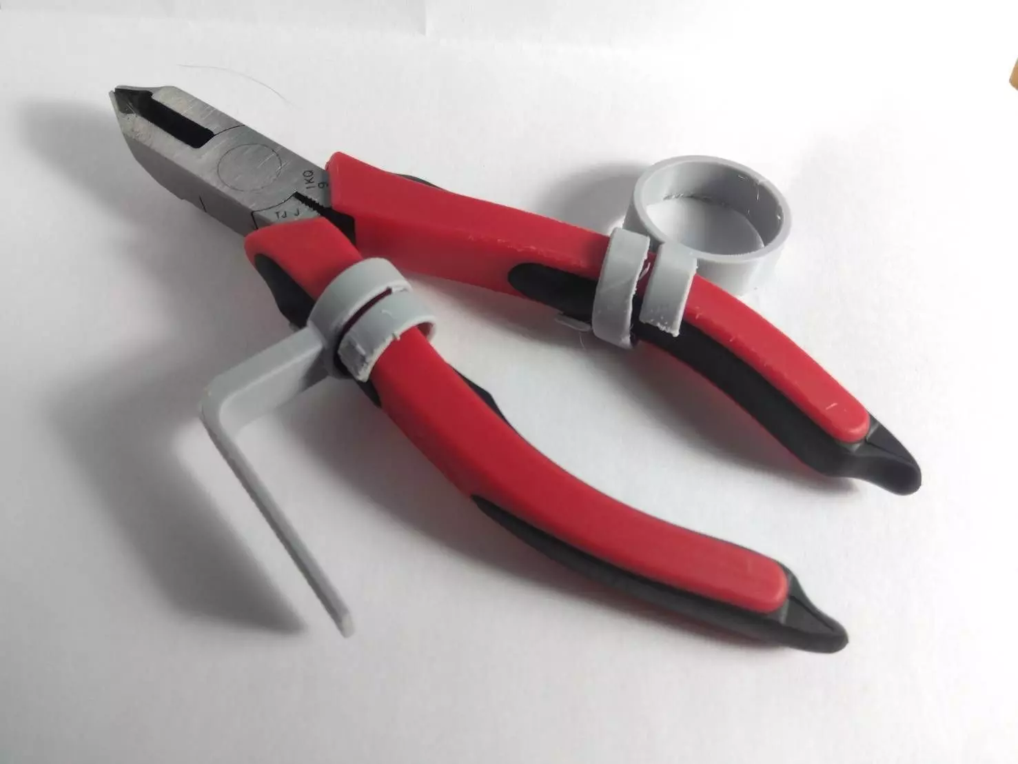Pliers support grip ring  3D print model_0