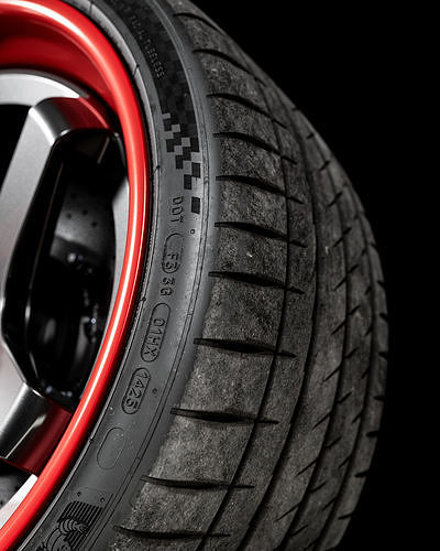 Michelin Pilot Sport 4s 265 30 19 93Y 3D model 2