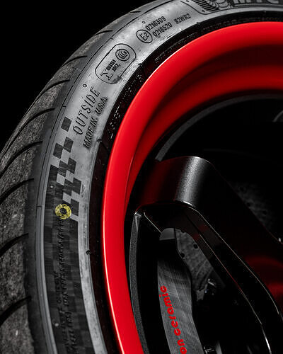 Michelin Pilot Sport 4s 265 30 19 93Y 3D model 4