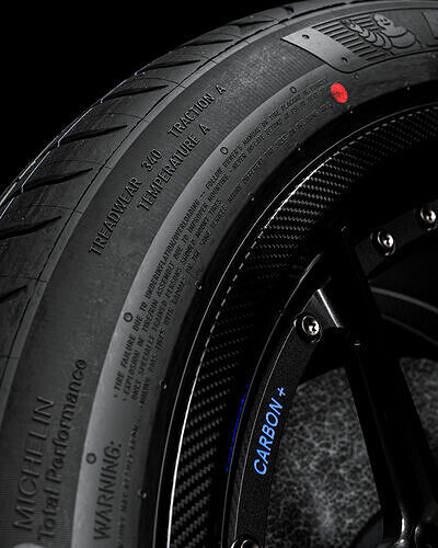 Michelin Primacy 4 235 45 20 100V 3D model 4
