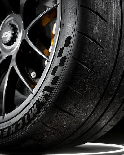 Michelin Pilot Sport CUP 2 R V3 325 30 ZR21 108Y 3D model 5