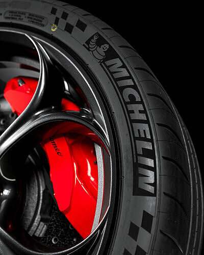 Michelin Pilot Sport Cup 2 215 40 ZR18 98Y 3D model 2