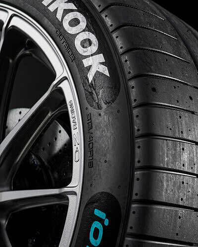 Hankook Formula E 2023 315 40 ZR18 METALNESS 3D model 3