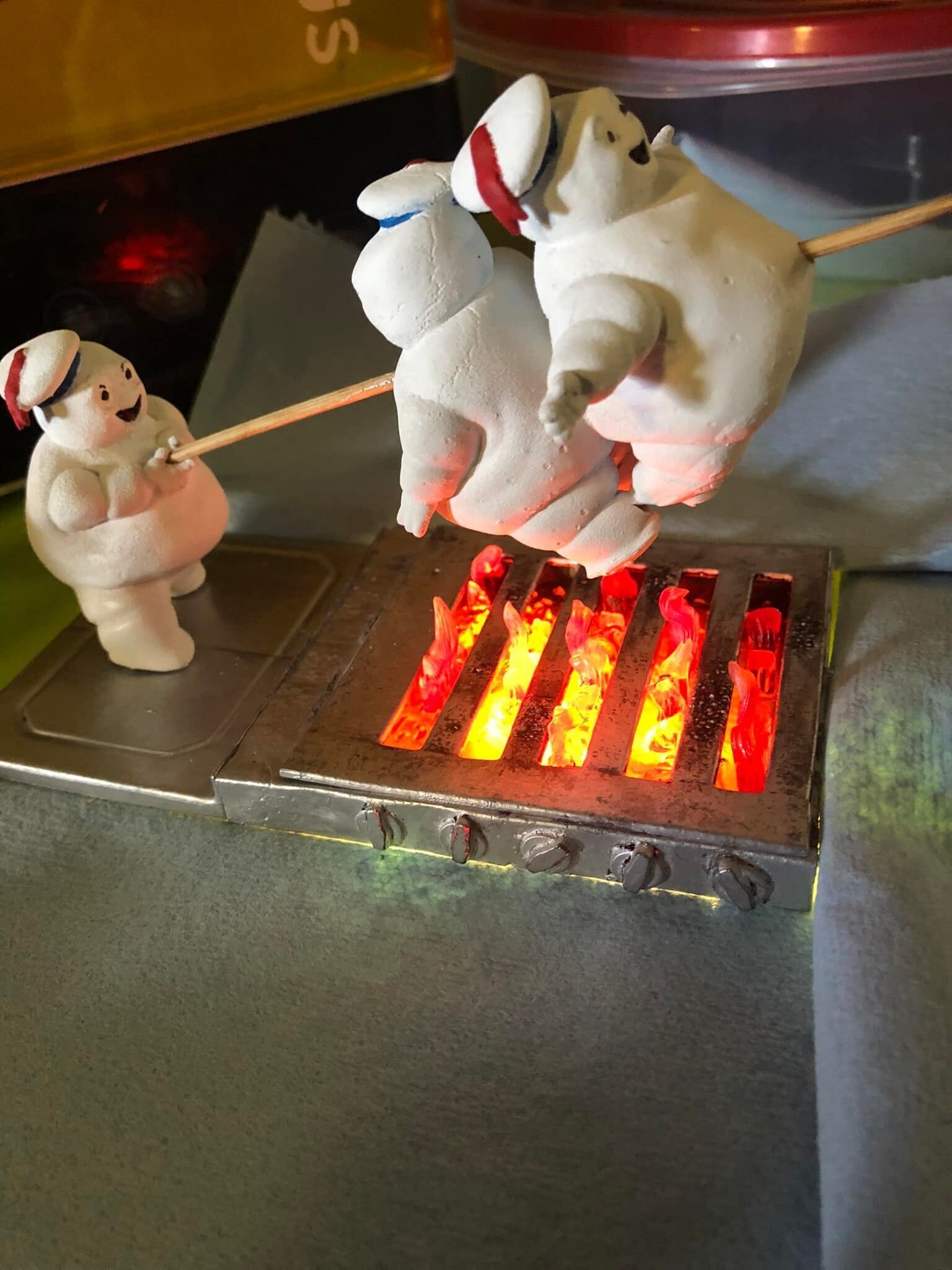 Toasted Staypufts Diorama - Ghostbusters 3D print model_8