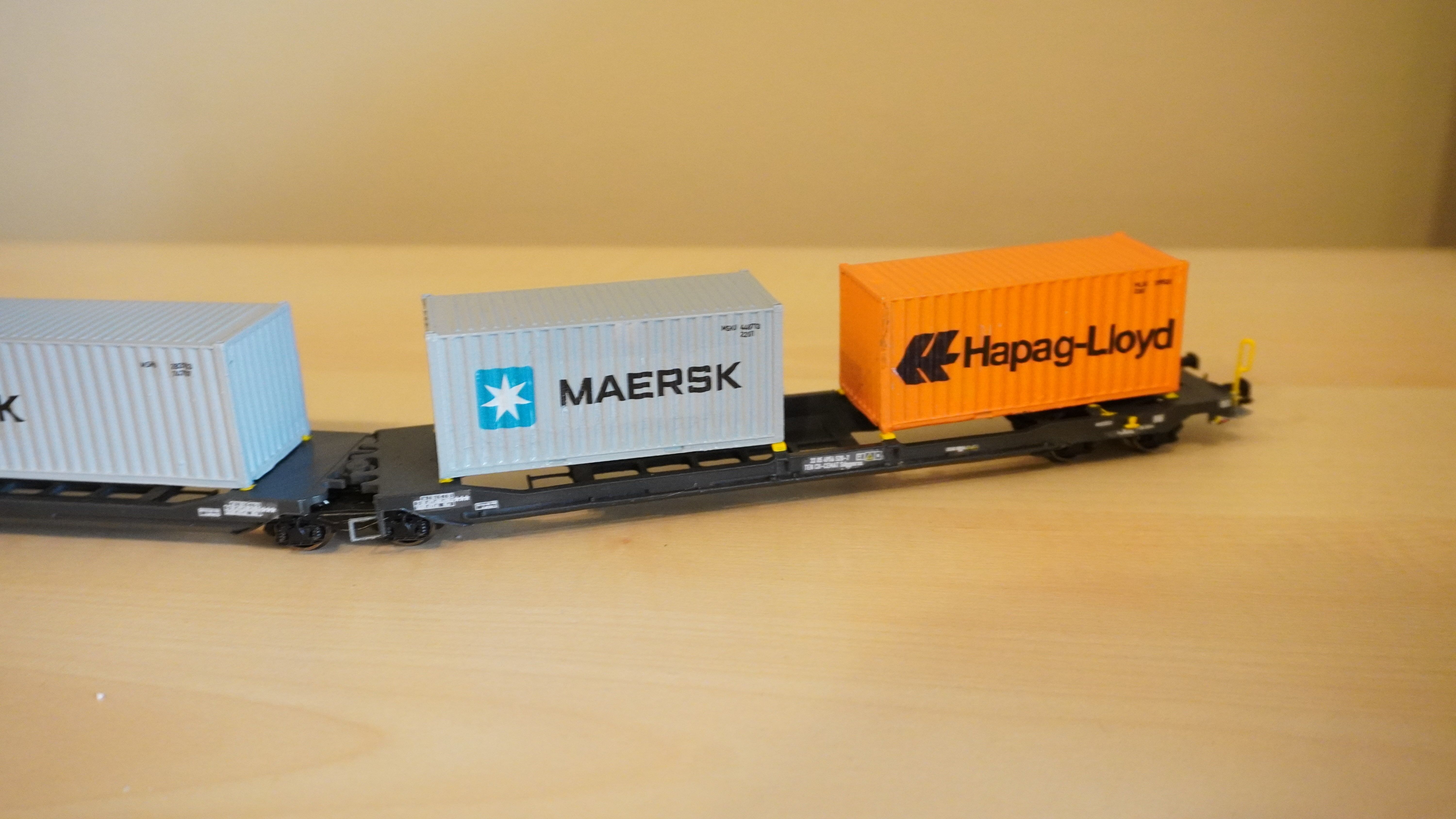 Pre supported H0 1 87 scale 20ft container 3D print model_5