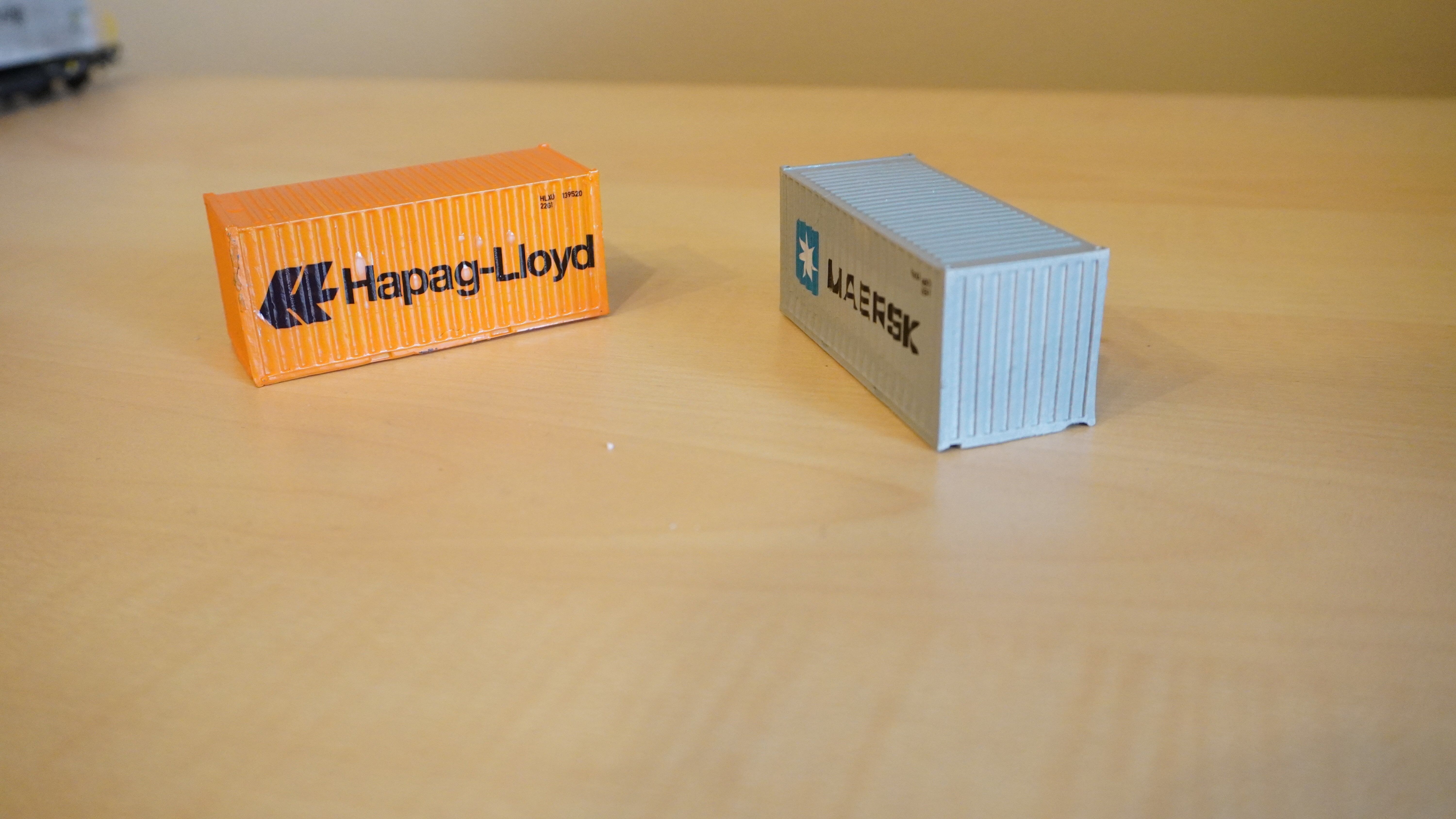 Pre supported H0 1 87 scale 20ft container 3D print model_2