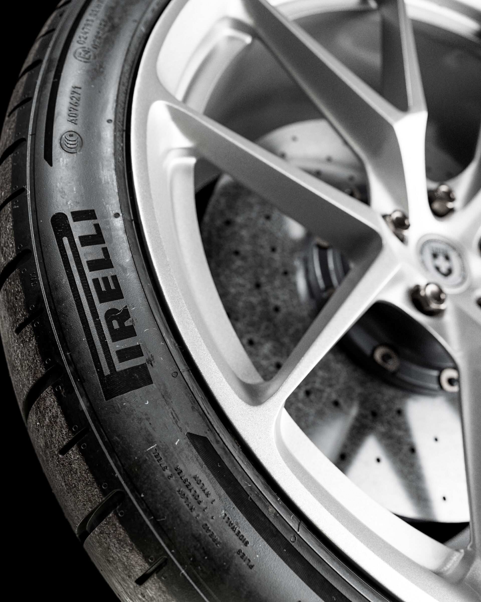Pirelli P ZERO CORSA  285 30 R19 3D model_4