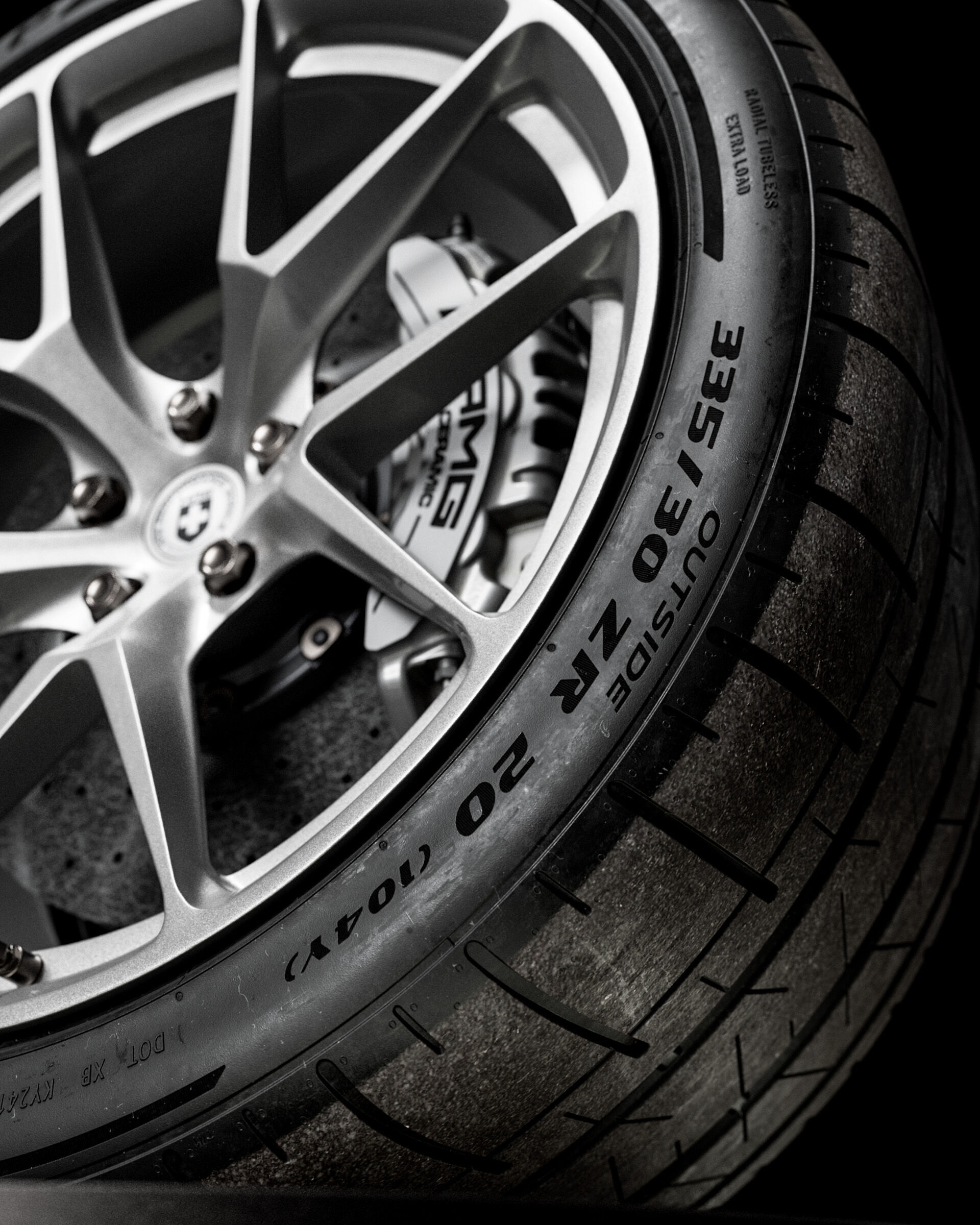 Pirelli P ZERO CORSA 335 30 R20 3D model_3