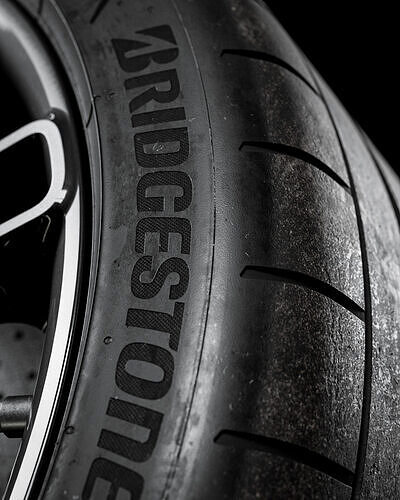 Bridgestone Potenza Race 305 30 ZR20 3D model 3