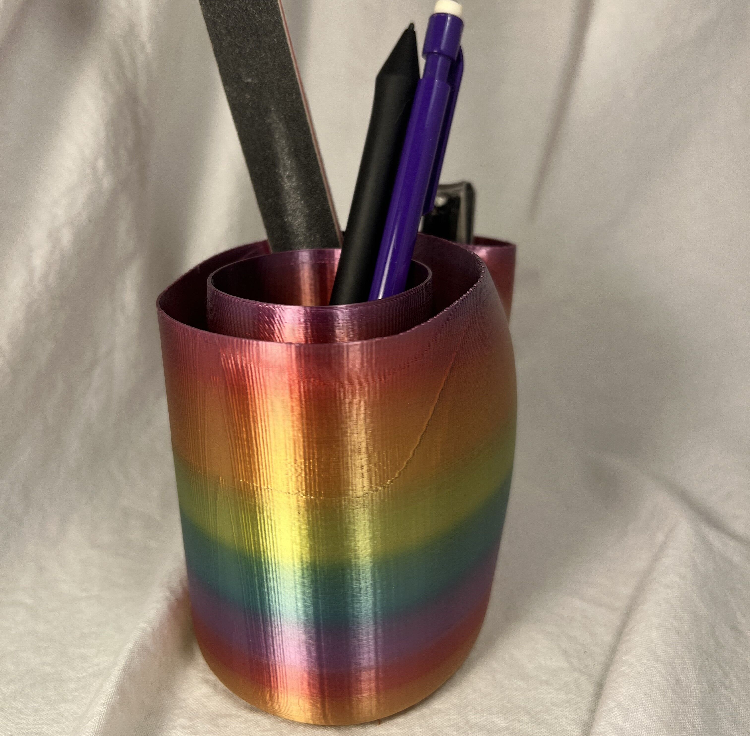 Teapot Shaped Pencil Holder 3d File 3D print model_5