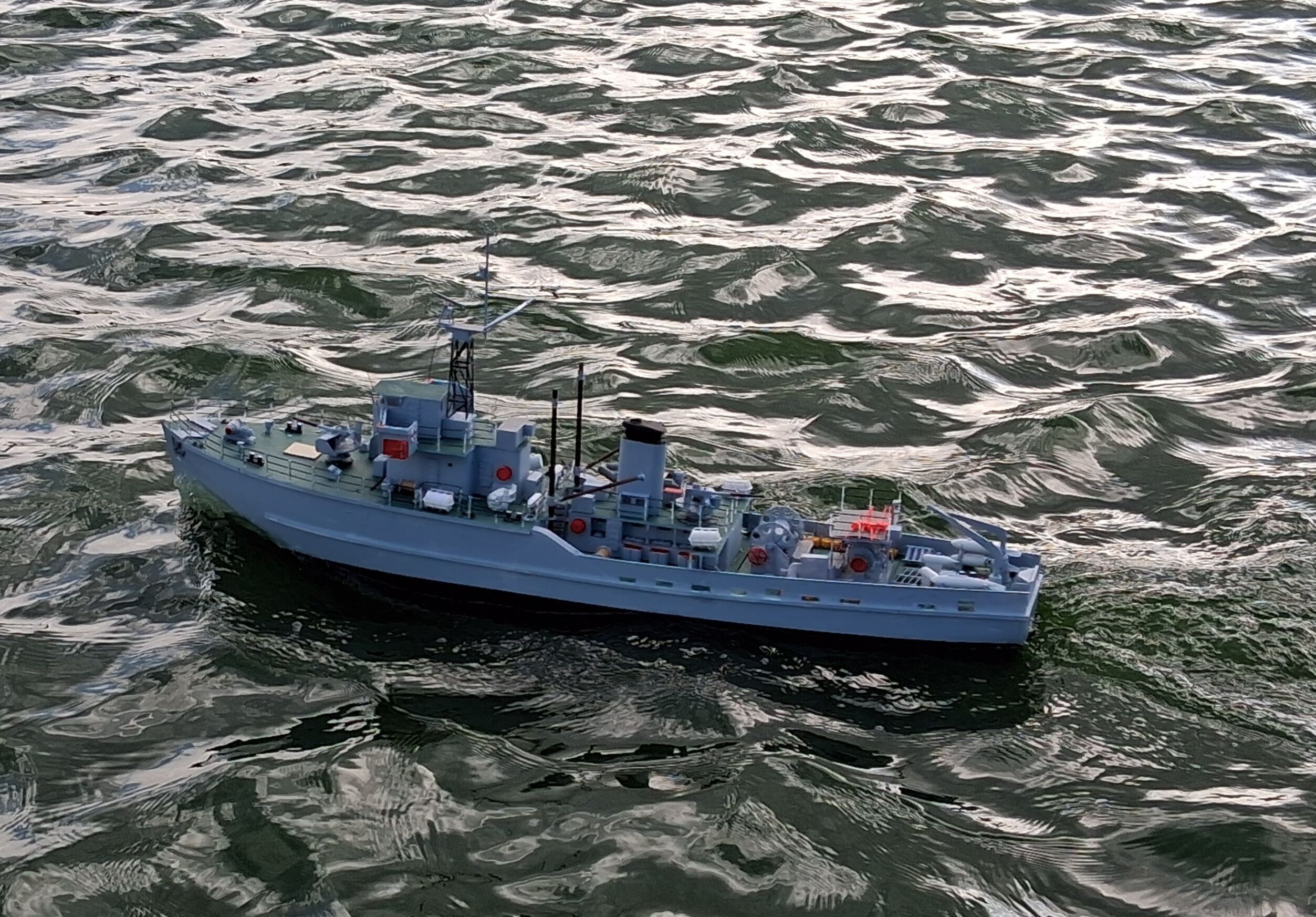 1 48 Ton Class Minesweeper Building Instructions Free 3D print model_3